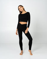 Essential Cropped Longsleeve Night Black