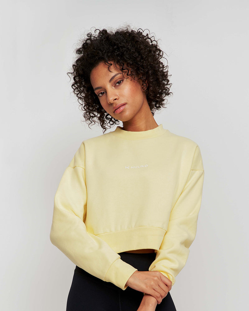 Essential Cropped Sweater Pale Yellow